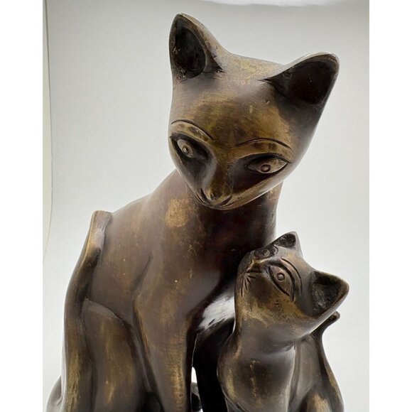 Vintage Bronze Style Mamma Cat & Kitten Figurine Sculpture - Picture 5 of 12